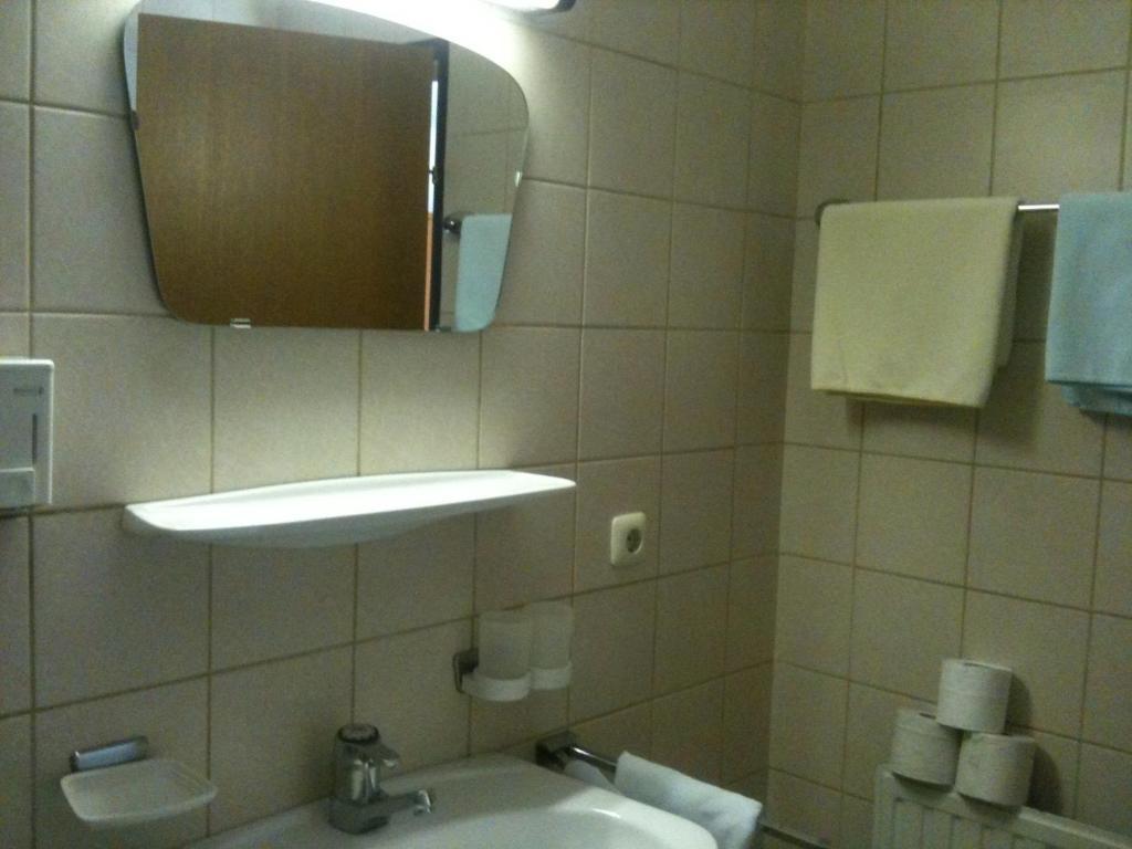 Pension Larchenhof Maurach  Szoba fotó